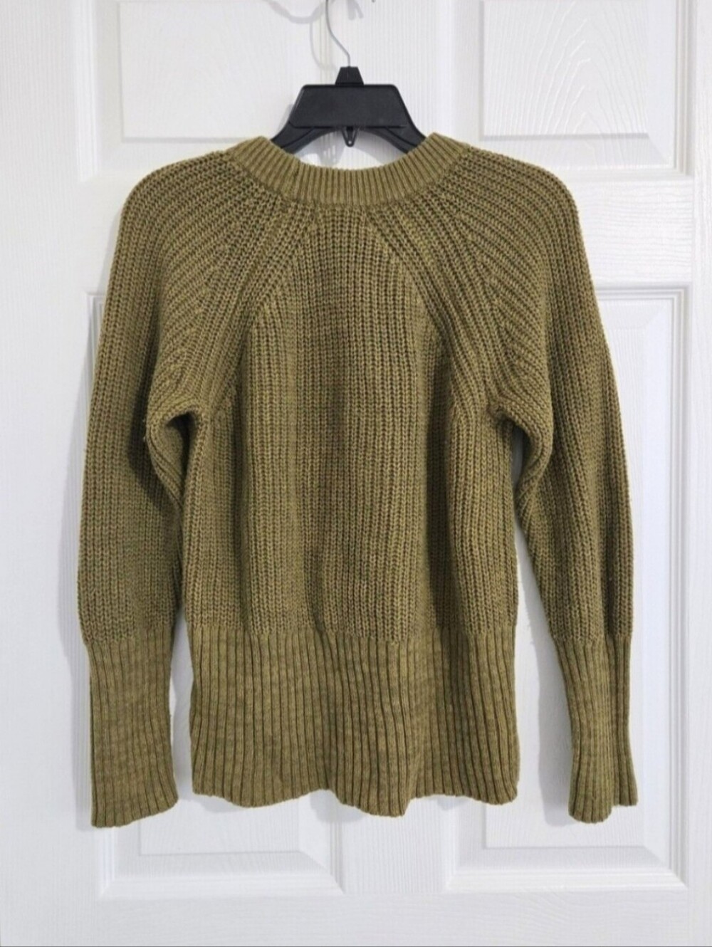 Universal Thread Chunky Knit Raglan Sweater Women’s Small Olive Green